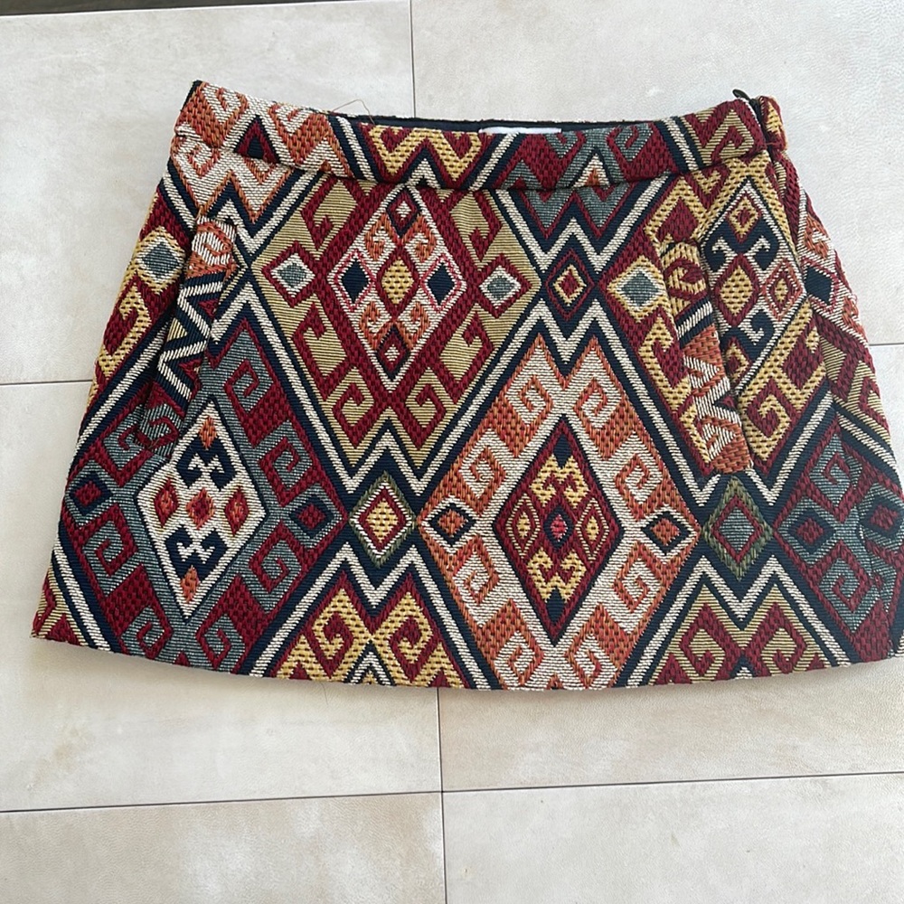 Au jour Le jour girl skirt made in Italy. Perfect for the Holidays